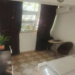 паи хост Hostel