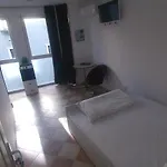 Hostel паи хост *