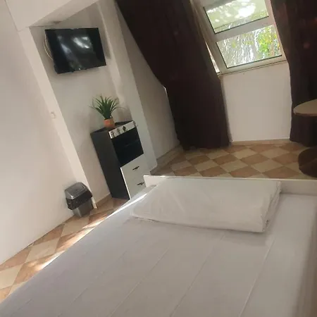 паи хост Hostel Płowdiw
