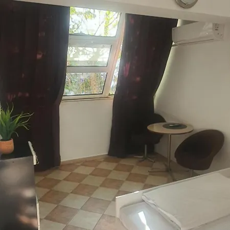 паи хост ホステル