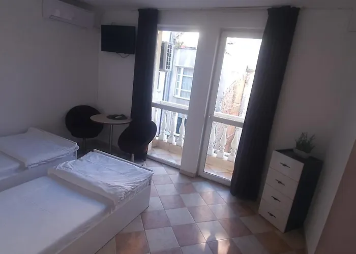 паи хост Vandrarhem *